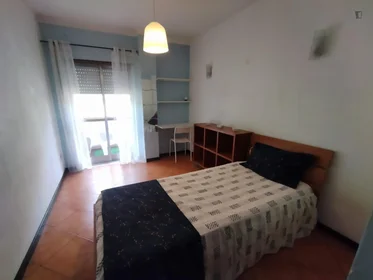 Private room at Rua Mendes dos Remédios, image 1 of 19
