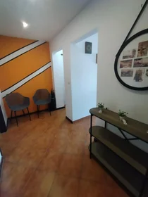 Private room at Rua Mendes dos Remédios, image 15 of 19