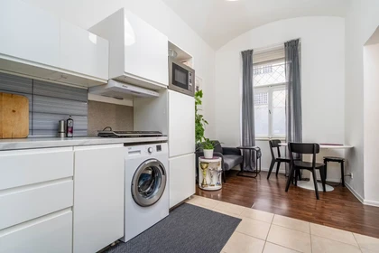 Apartamento totalmente mobilado em Praha