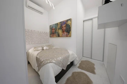 Quarto para alugar ao mês em Madrid