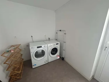 Quarto privado em 2 Rue du Pinceau, 80000 Amiens, France, imagem 6 de 12
