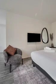 Entire apartment at Lange Nieuwstraat, Centrum, image 4 of 10