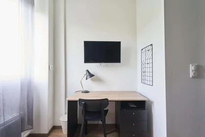 Stanza privata in 9 Rue Auguste Prost, 57000 Metz, France, immagine 3 di 21