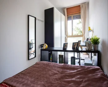 Privatzimmer in der Viale Giovanni Vicini, bild 1 von 17