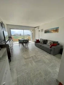 Habitación privada en Antibes, 06160, imagen 9 de 27
