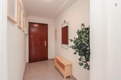 Quarto privado em Carrer de Benidorm, imagem 21 de 25
