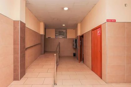 Quarto privado em Carrer de Benidorm, imagem 23 de 25