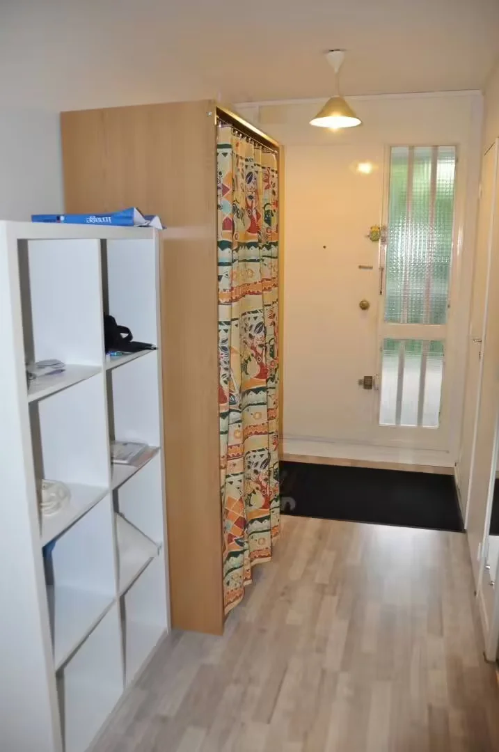 Habitación estudiantil económica con ubicación conveniente en 