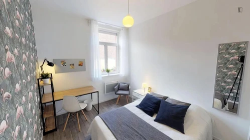 Renting rooms by the month in Lille