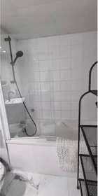 Chambre privée à Antibes, 06600, image 8 de 14