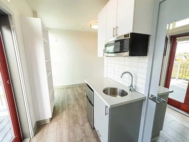 私人房间 在 Meridian Avenue North, 49的图像15