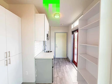 私人房间 在 Meridian Avenue North, 49的图像16