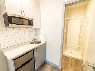 私人房间 在 Meridian Avenue North, 49的图像22