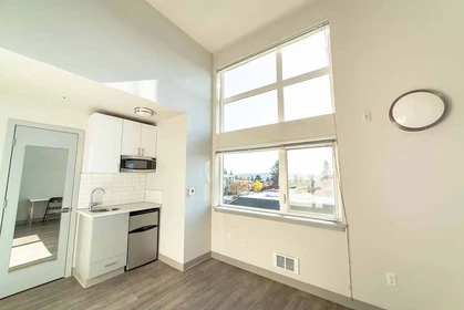 私人房间 在 Meridian Avenue North, 49的图像23