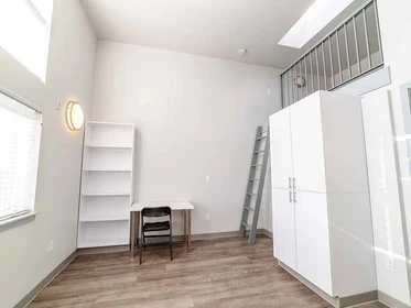 私人房间 在 Meridian Avenue North, 49的图像25