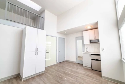 私人房间 在 Meridian Avenue North, 49的图像43