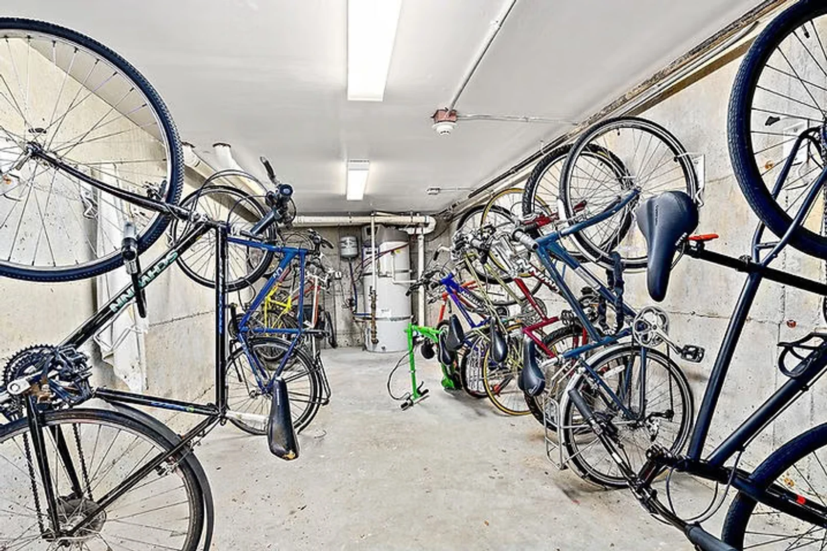 Quarto acolhedor para estudantes disponível em 