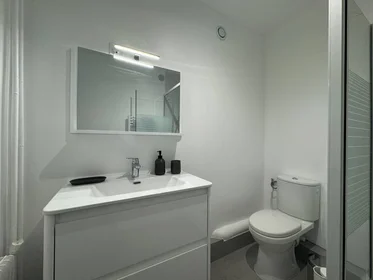 Quarto privado em Cergy, 95000, imagem 14 de 28