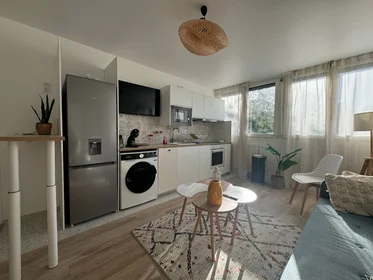 Quarto privado em Cergy, 95000, imagem 15 de 28