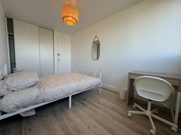 Quarto privado em Cergy, 95000, imagem 10 de 28