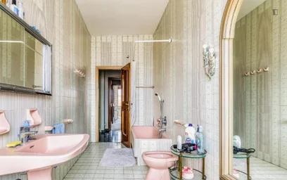 Chambre privée à Viale Gran Sasso, image 12 de 21