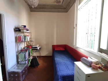 Cheap private room in Firenze