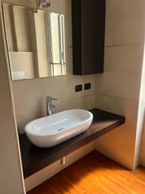 Apartamento inteiro em Via Cenisio, 46, 20154 Milano MI, Italia, imagem 9 de 30
