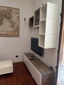 Apartamento inteiro em Via Cenisio, 46, 20154 Milano MI, Italia, imagem 8 de 30
