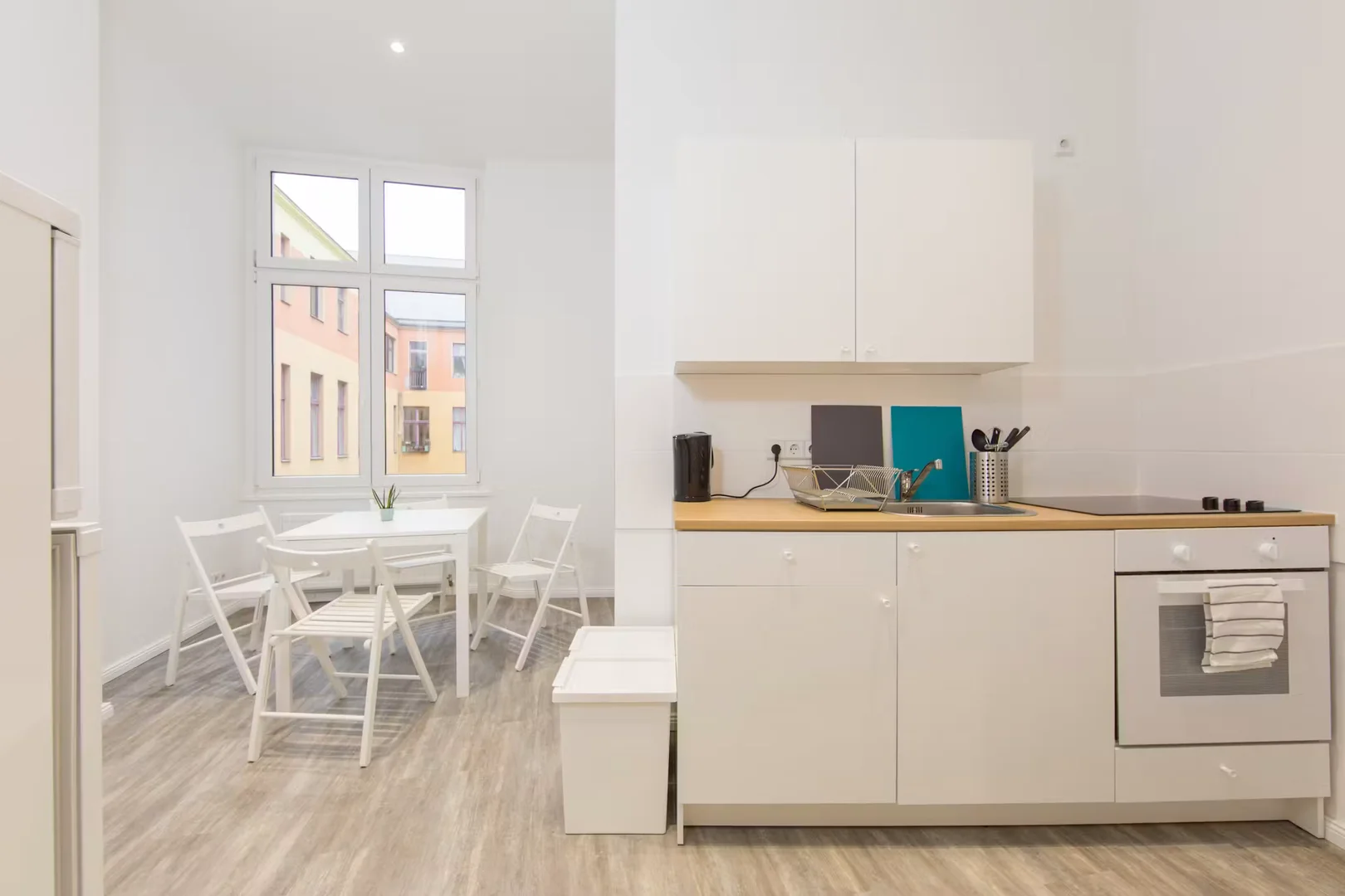 Habitación acogedora para estudiantes disponible en 