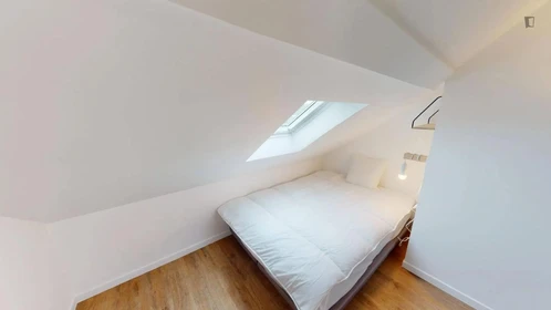 Günstiges Privatzimmer in Issy-les-moulineaux