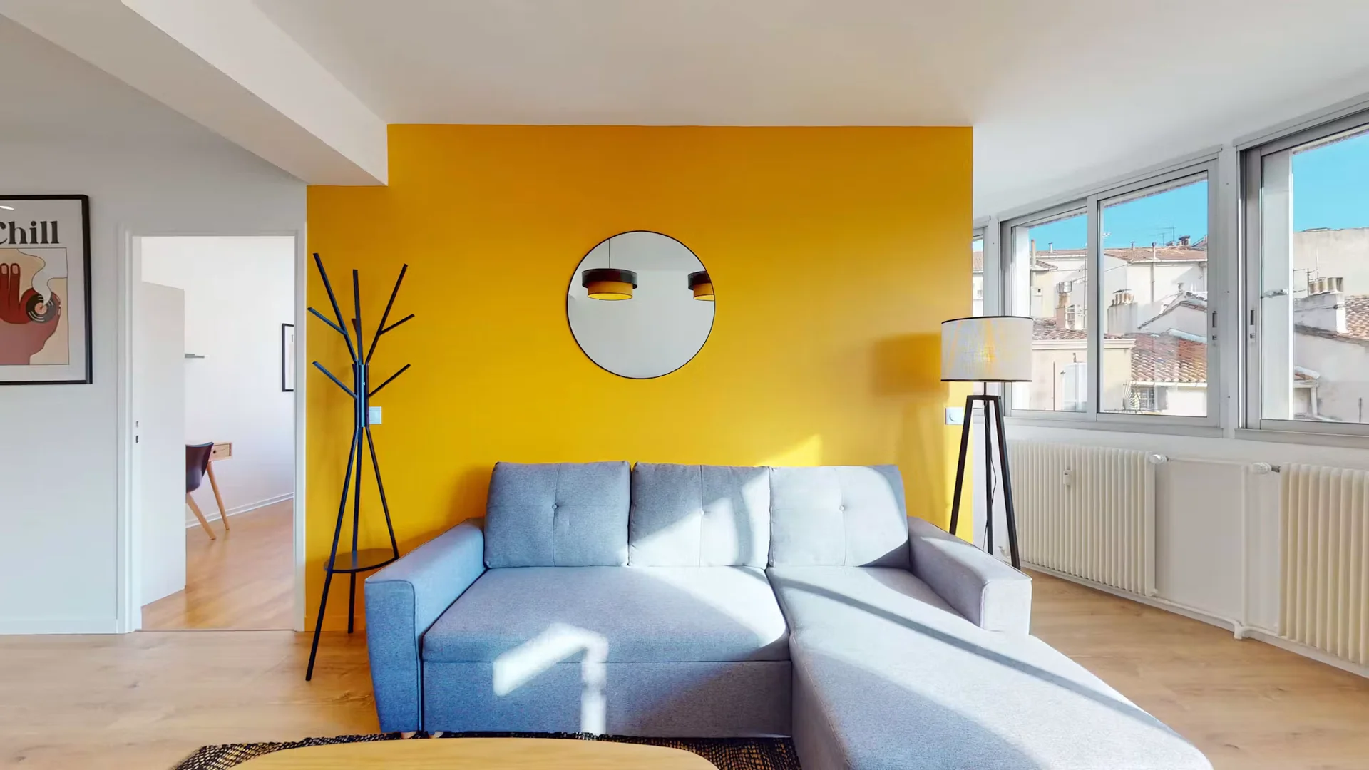 Bright and airy student room with easy university access in 