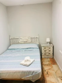 Room for rent with double bed Sevilla