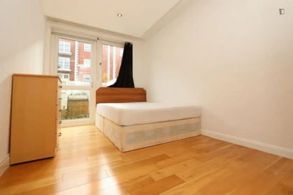 Habitación en alquiler con cama doble City-of-westminster