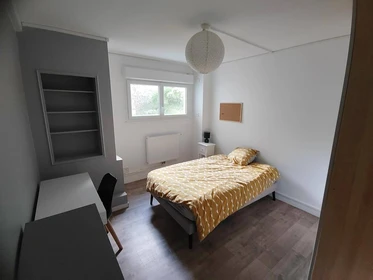 Room for rent with double bed Rouen