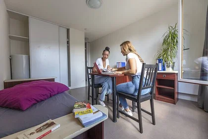 Private room in residence at Boulogne-Billancourt, 92100, image 14 of 16