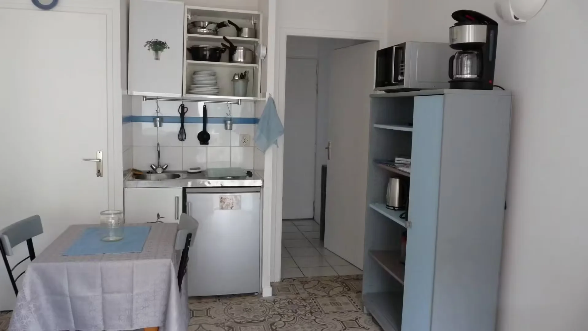 Niedrogi pokój studencki blisko kampusu w 