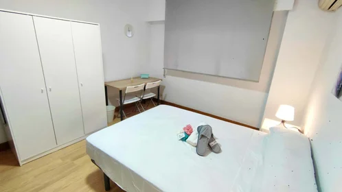 Private room at C. Martínez Campos, 04001 Almería, Spain, image 1 of 9