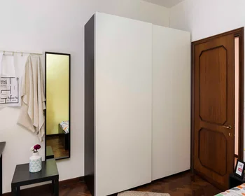 Habitación privada en Viale Giovanni Vicini, imagen 6 de 33