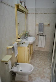 Prywatny pokój Piazza Carlo Alberto Scotti, obraz 35 49