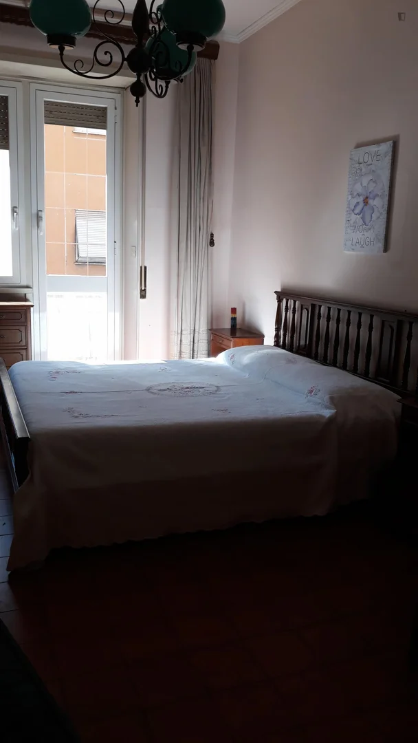 Student-friendly room in  with modern amenities