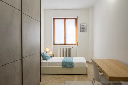 Room for rent in a shared flat in Milano