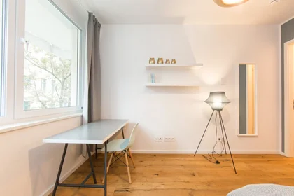 Privatzimmer in der Nazarethkirchstraße, Mitte, bild 1 von 10