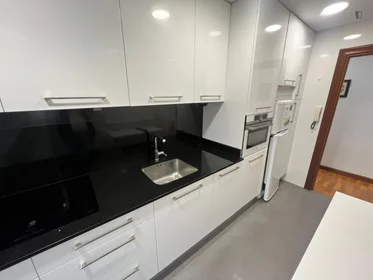 Stanza privata in Calle de Juan XXIII, immagine 6 di 12