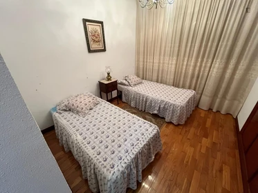 Habitación en alquiler con cama doble Logrono