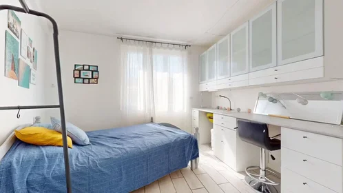 Quarto privado em Avenue Alfred Nobel, , imagem 2 de 10