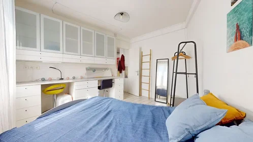 Privatzimmer in der Avenue Alfred Nobel, , bild 4 von 10