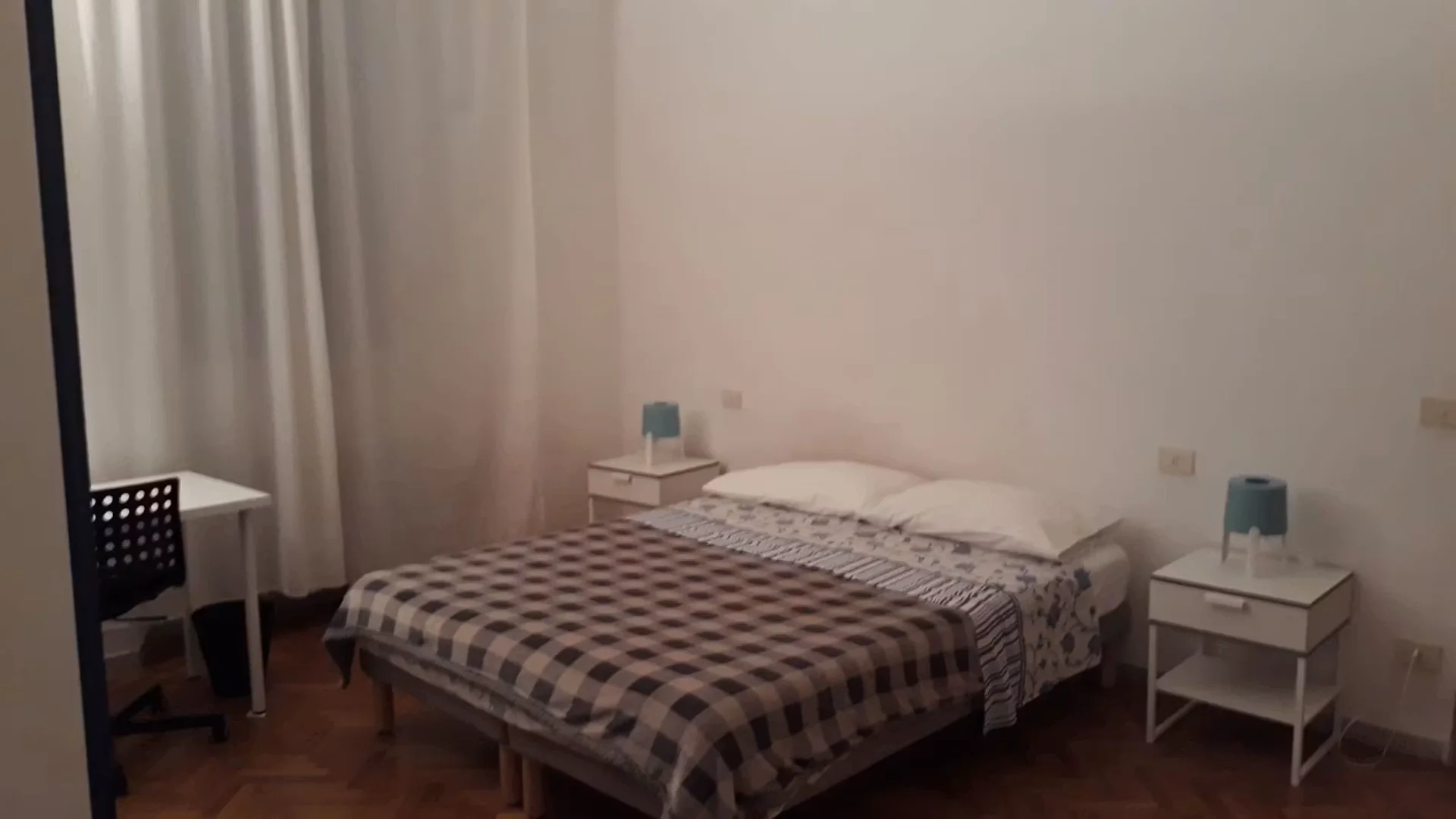 Habitación para estudiantes en  con modernas comodidades
