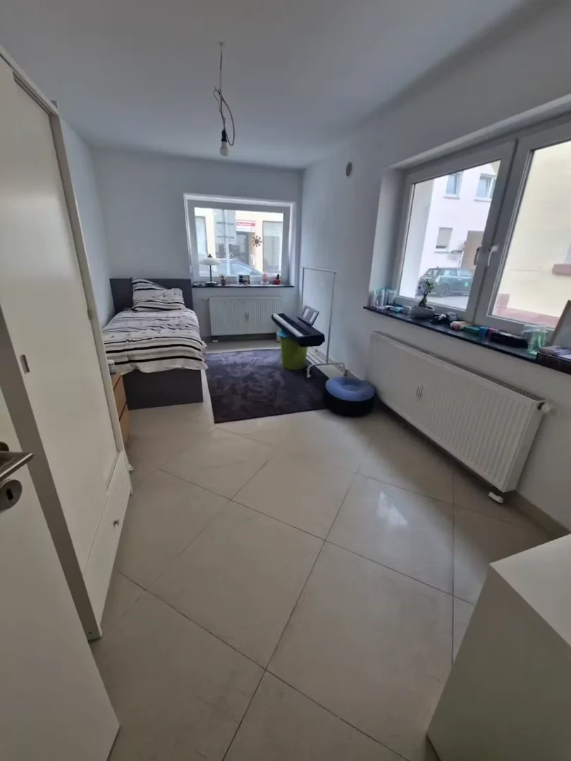 Chambre à louer dans un appartement d'étudiant à , entièrement meublée