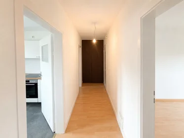 Chambre privée à Trippstadter Straße, Kaiserslautern, image 2 de 7