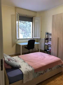 Quarto privado em Via Renata di Francia, , imagem 1 de 10